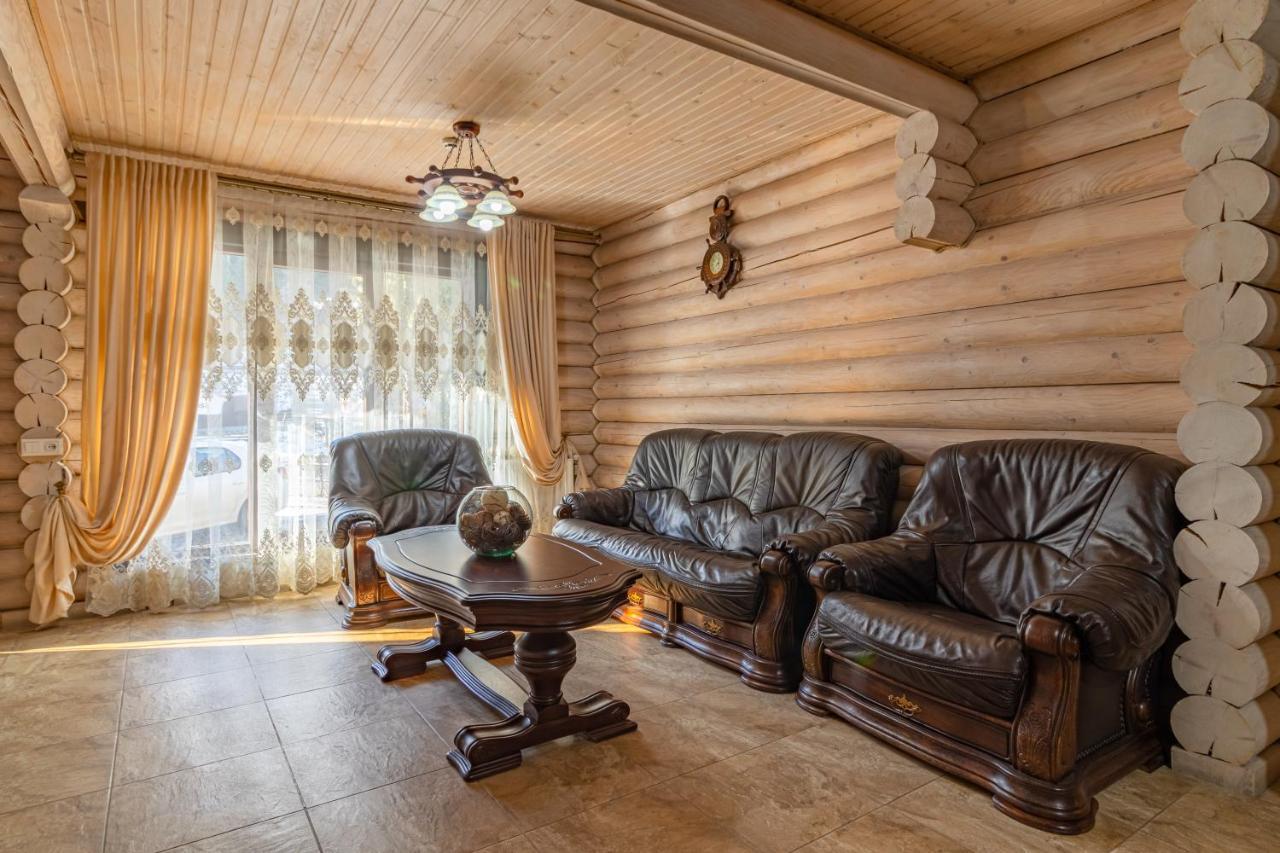 Guest House Turda Boekovel Buitenkant foto