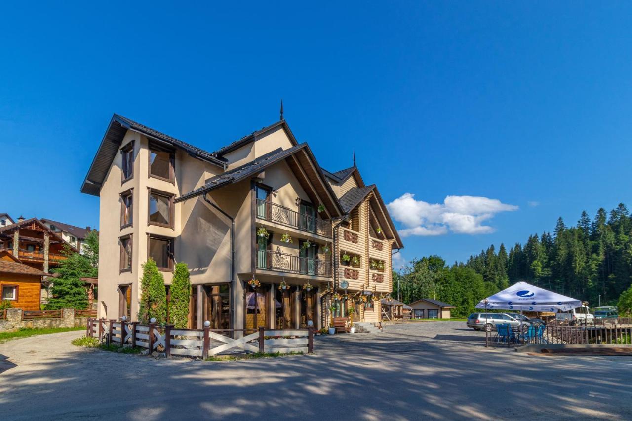 Guest House Turda Boekovel Buitenkant foto